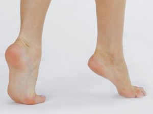 العناية بالقدمين