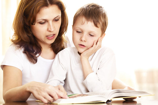 تشجيع الأطفال على القراءة