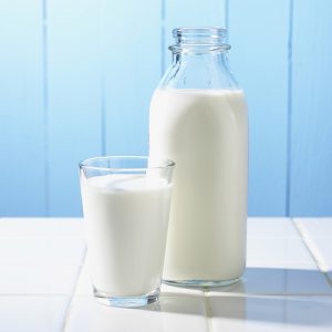Glass and Bottle of Milk bxp159810h